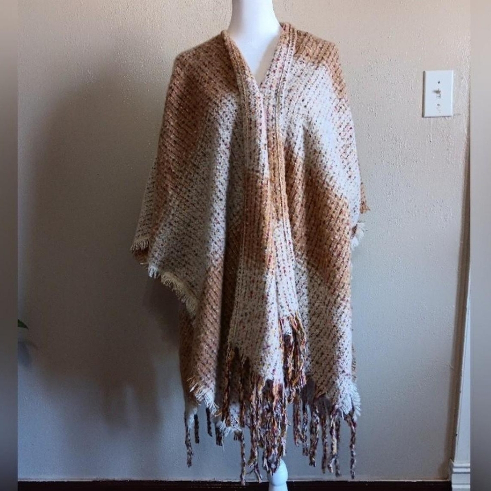 Soft Fringe Poncho By Natural Reflections, Casual Earthy Knit Tan Cream One Size